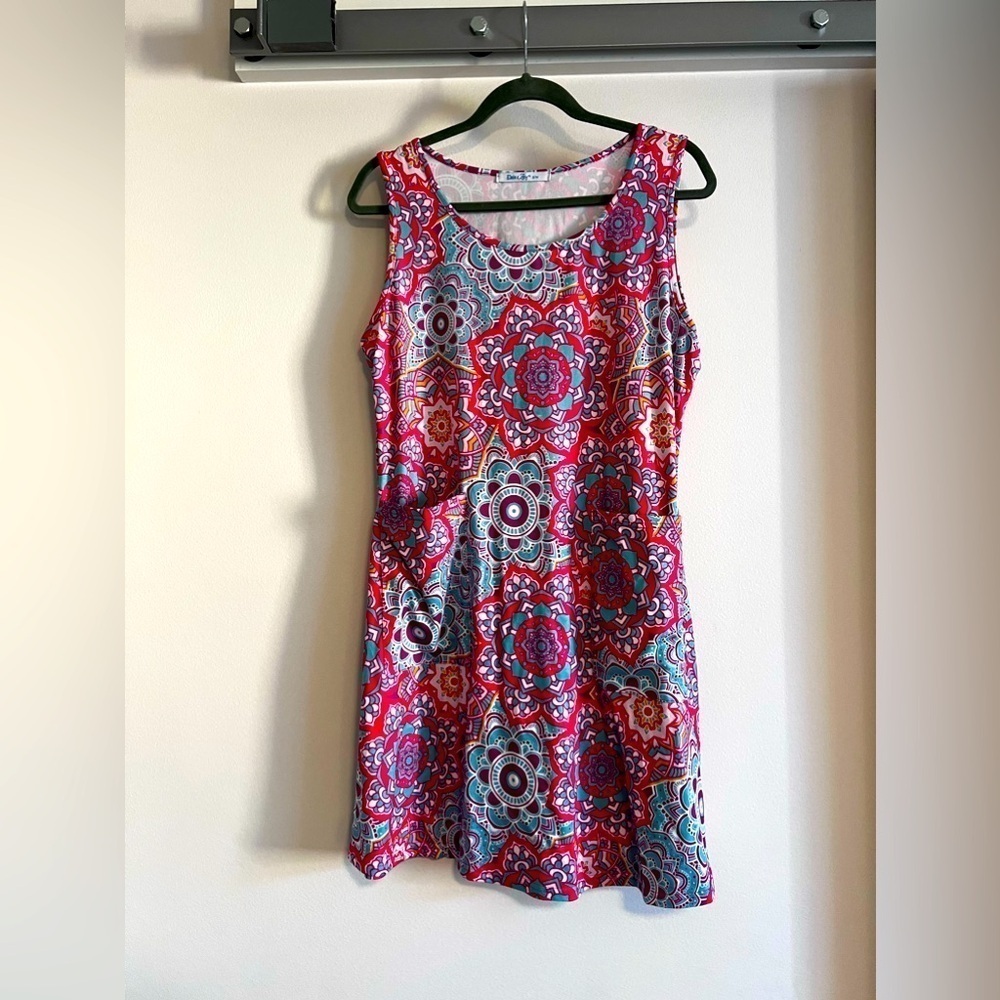 Elsie & Zoey pink paisley dress size small